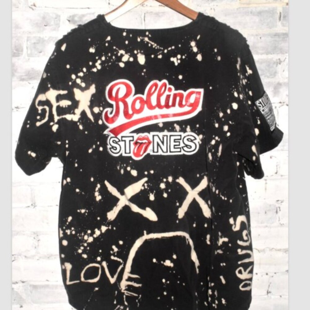 1994 Vintage ROLLING STONES Torn and FRAYED JERSEY! RARE SIZE L